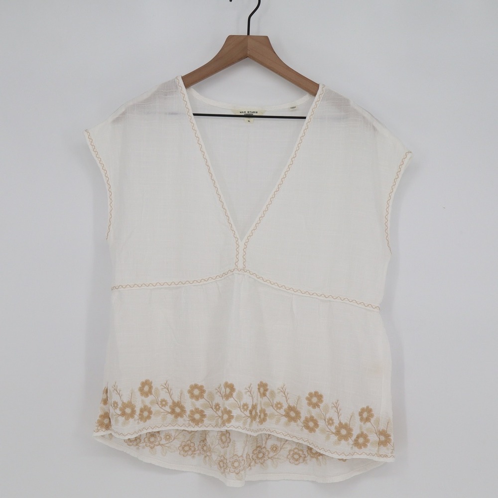 Max Studio Top Women's M White Floral Embroidered V-Neck Gauze Excellent